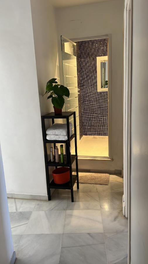 Piso De 3 Dormitorios Con Garaje Jerez de la Frontera Exterior photo